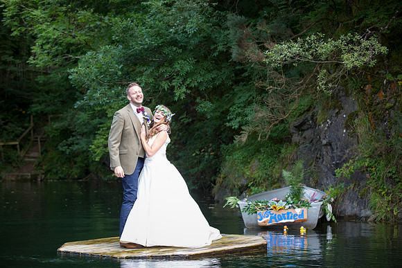 appleBimages-Cornish-Tipi-Weddings-Photographer_3036