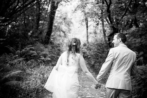 appleBimages-Cornish-Tipi-Weddings-Photographer-2607