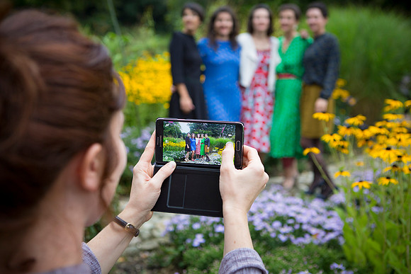 appleBimages-Cornish-Garden-Wedding-Photographer-2332