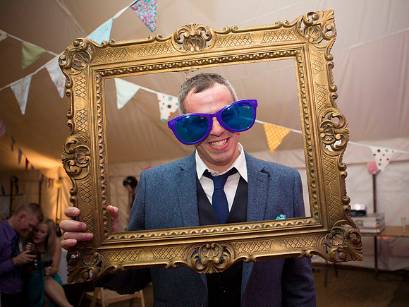 appleBimages_Cornish-Tipi-Weddings_evening-photobooth-Groom_729