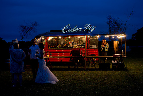 appleBimages_Cornish-Tipi-Weddings-Phpotographer_764